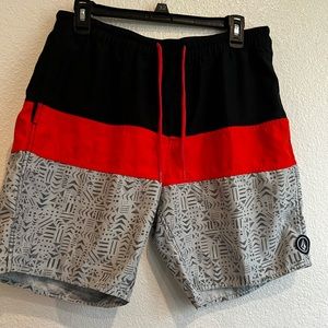 Volcom board‎ shorts